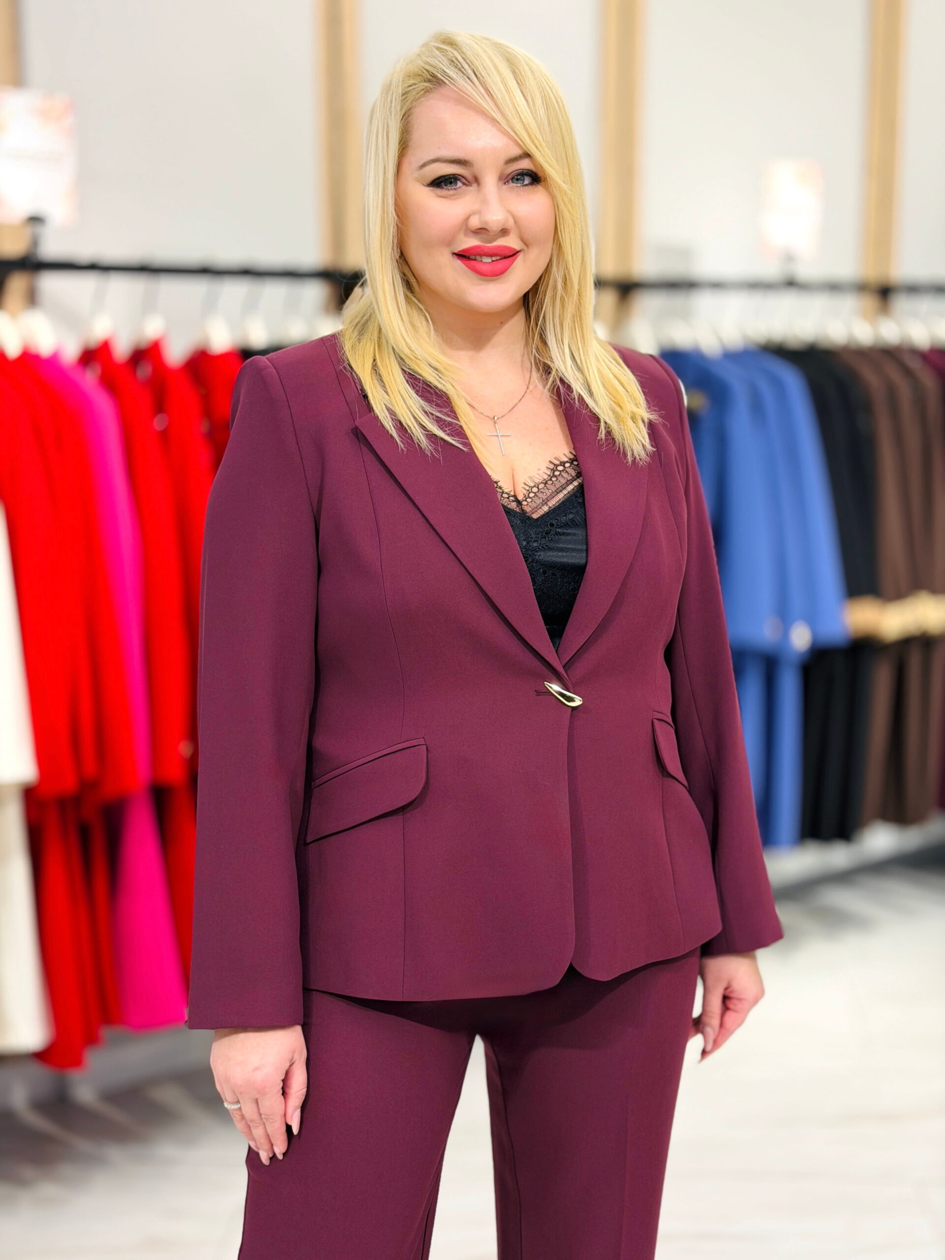 Costum clasic - imagine 2