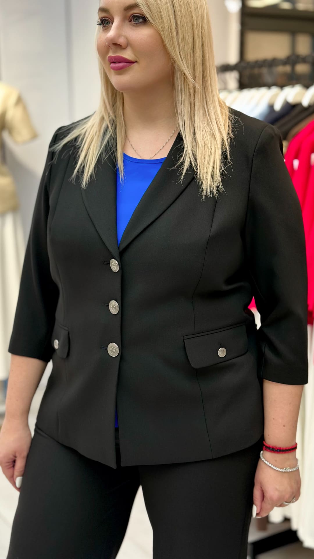 Costum clasic - imagine 3