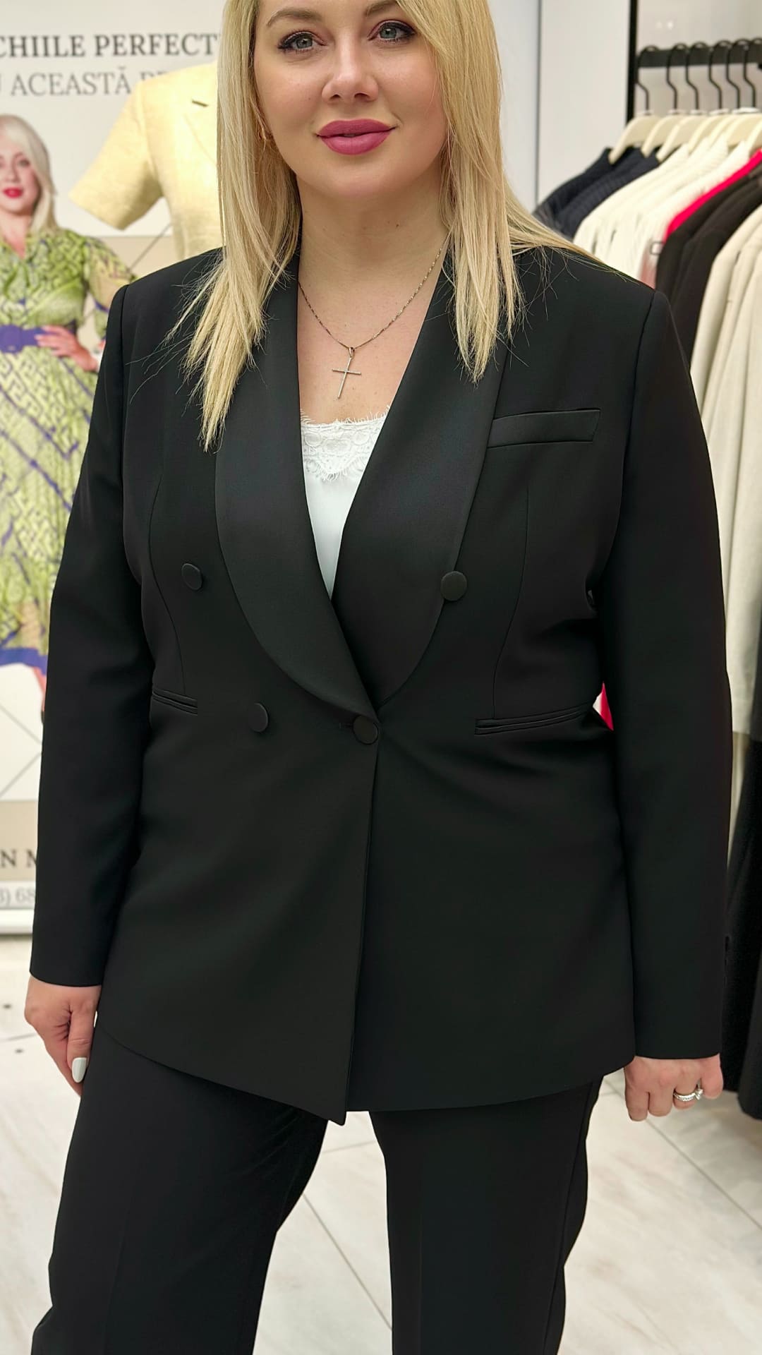 Costum clasic - imagine 4