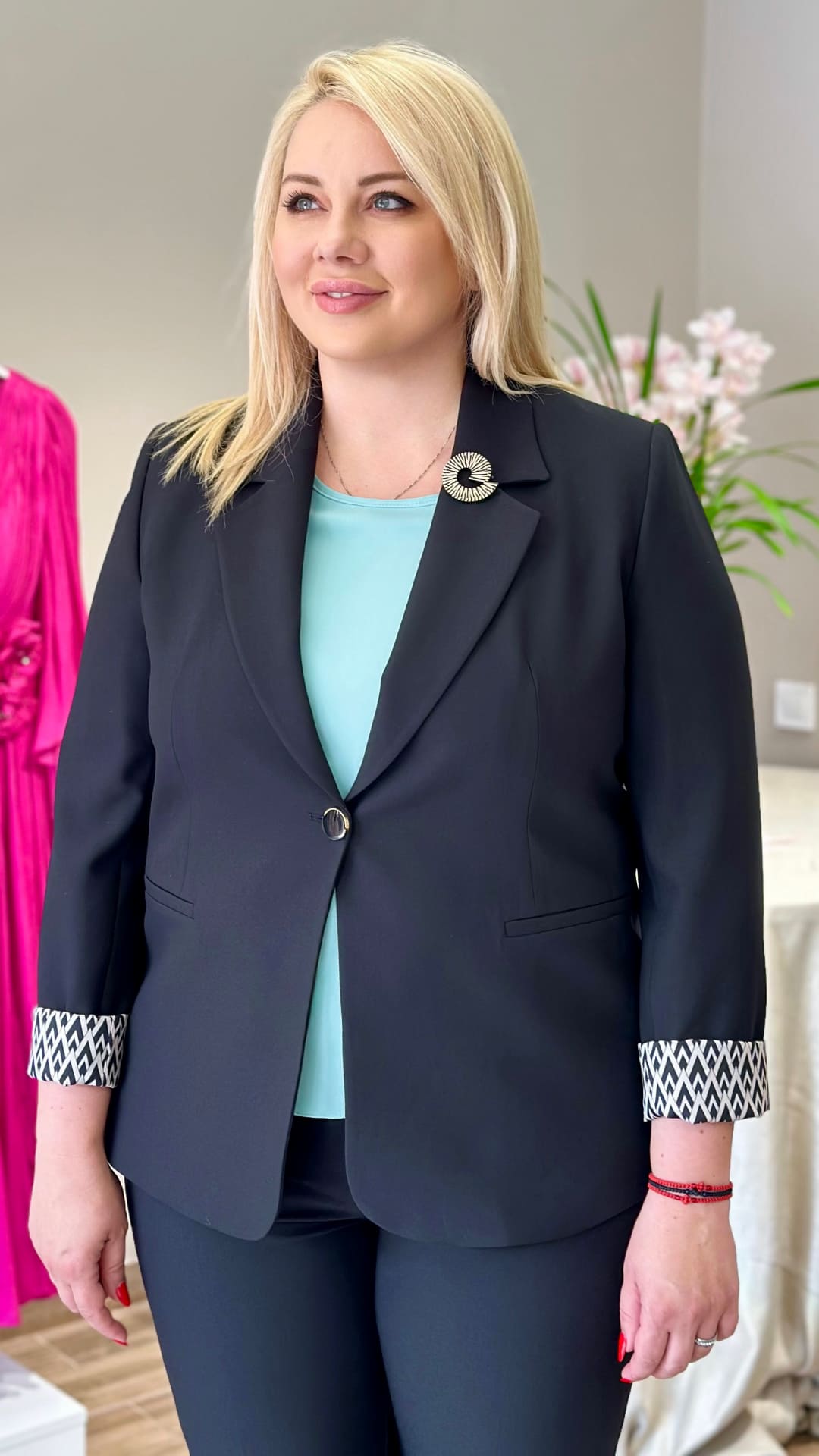 Costum clasic - imagine 2