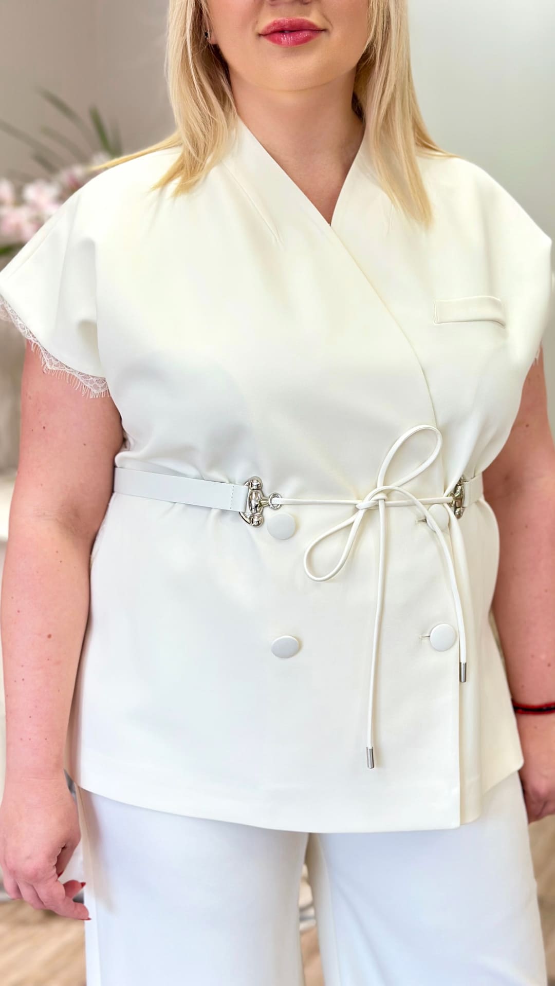 Costum clasic - imagine 3