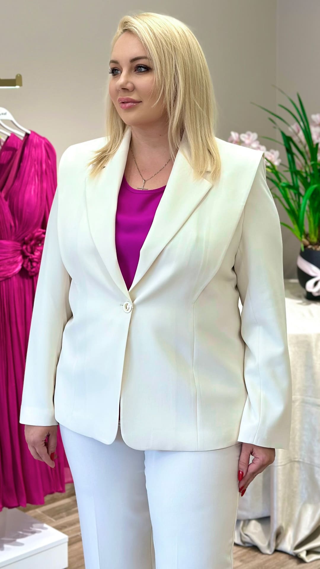 Costum clasic - imagine 2