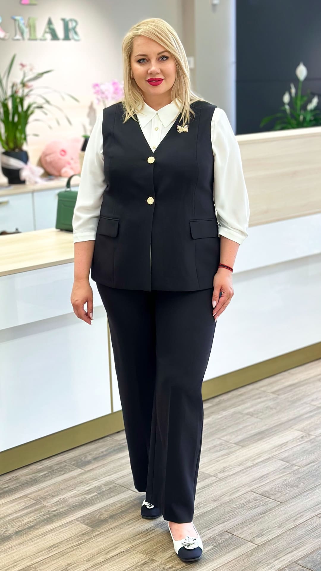 Costum clasic din două piese