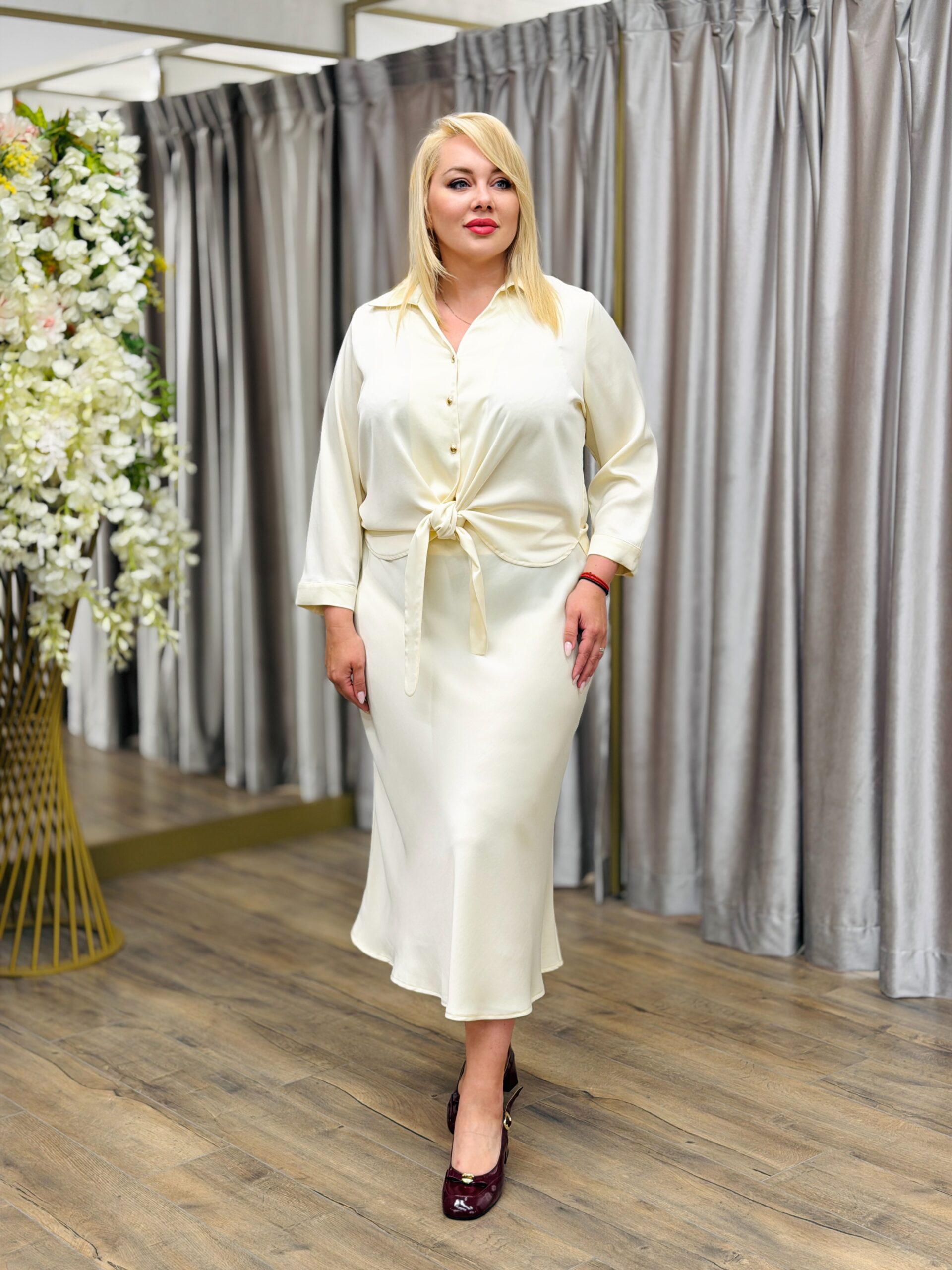 Costum elegant