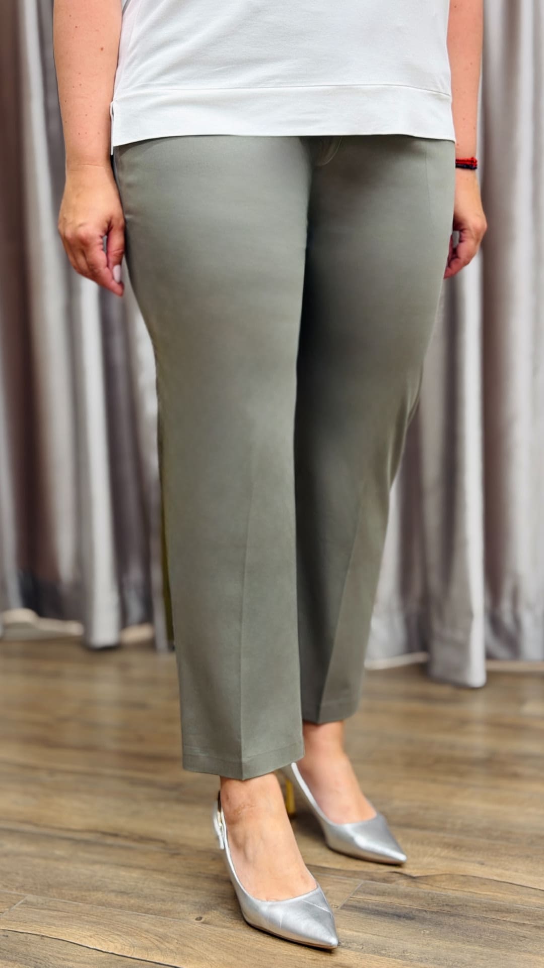 Pantaloni clasici
