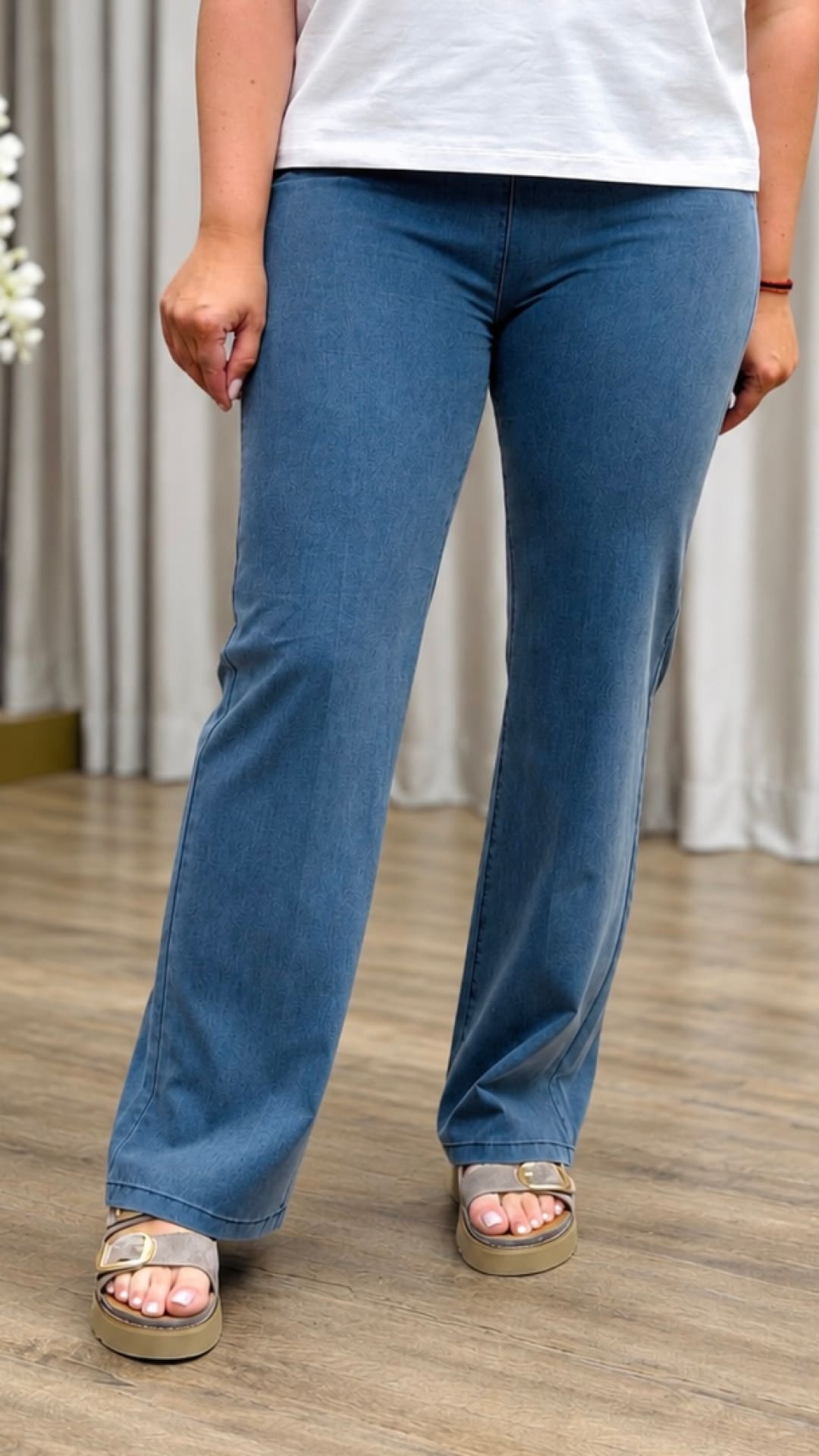 Pantaloni din denim ușor