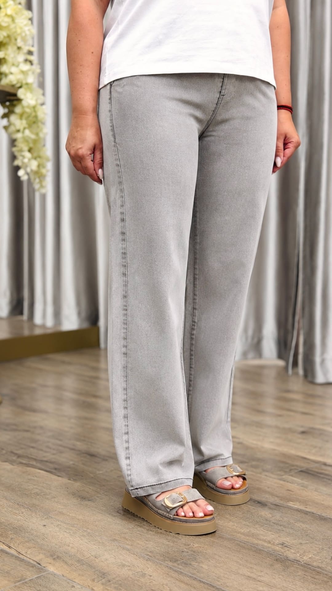 Pantaloni din denim ușor