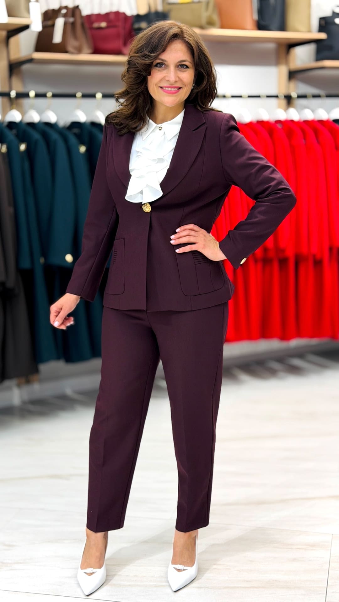 Costum clasic