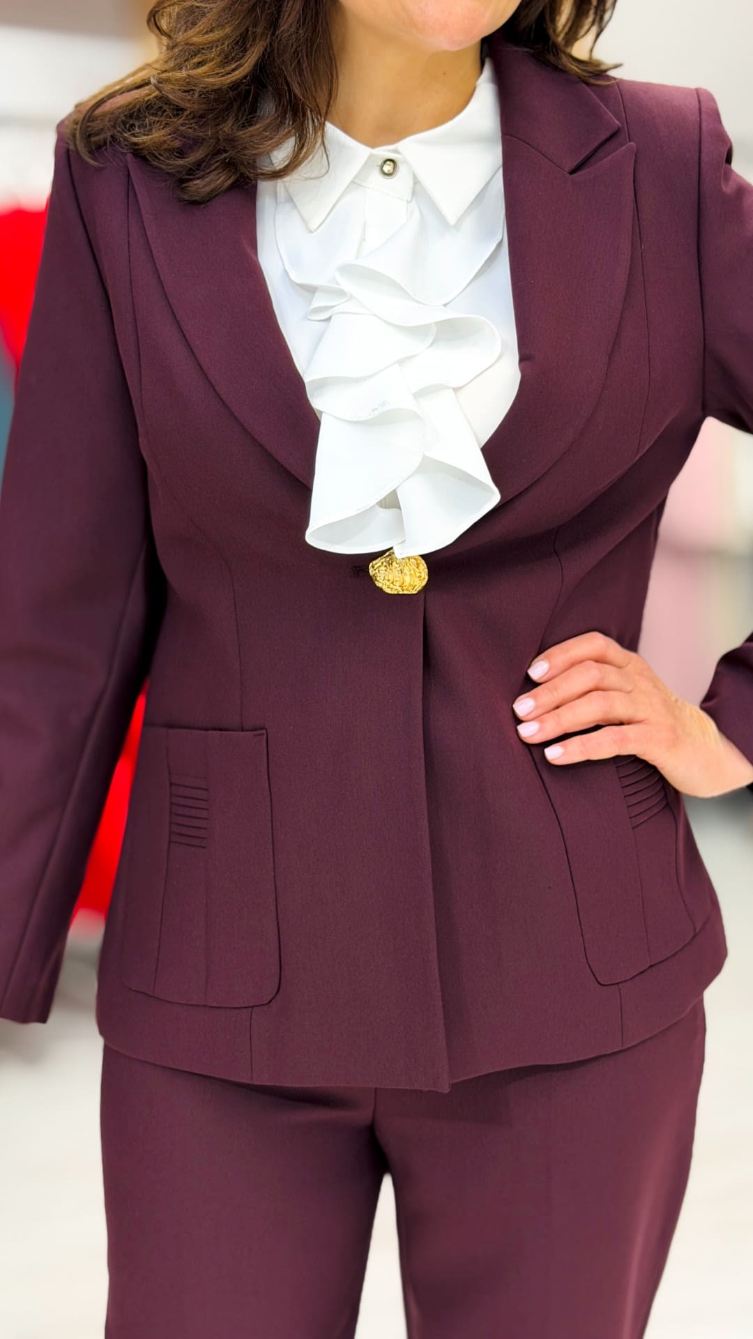 Costum clasic - imagine 2