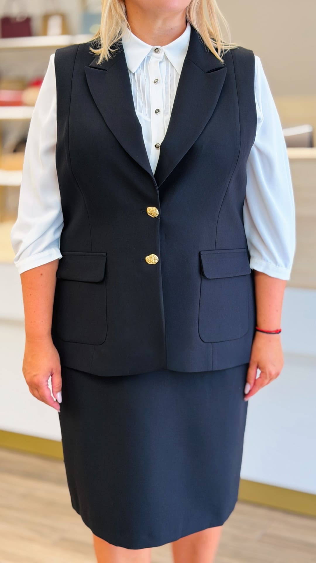Costum cu fustă și vestă tip sacou - imagine 2