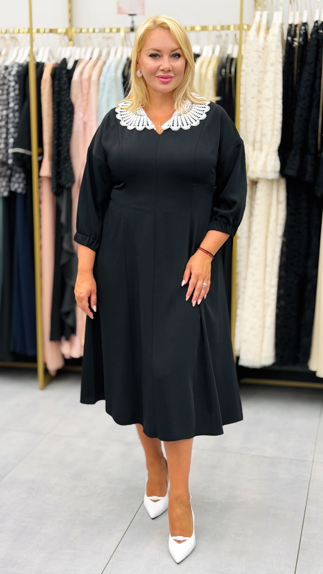 Rochie cu guler detașabil