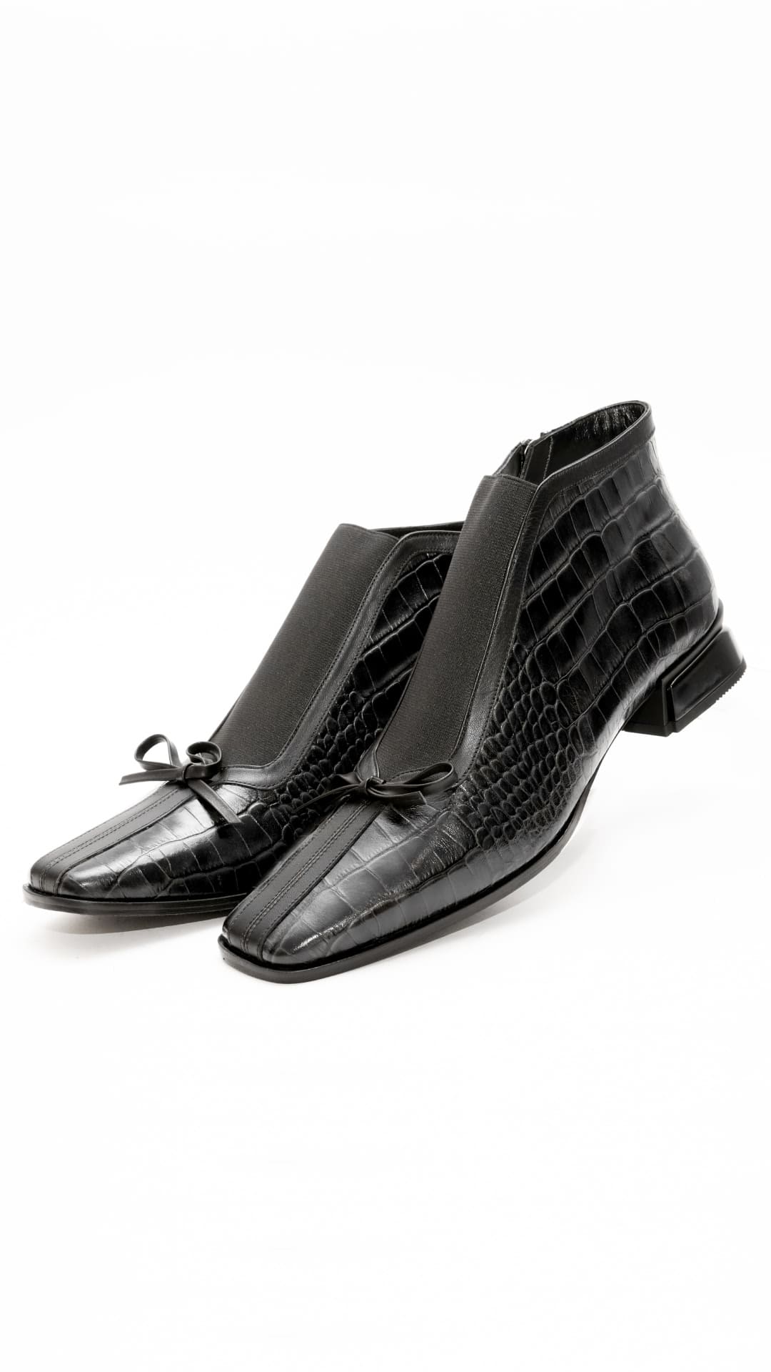 Botine elegante din piele texturată (croco)