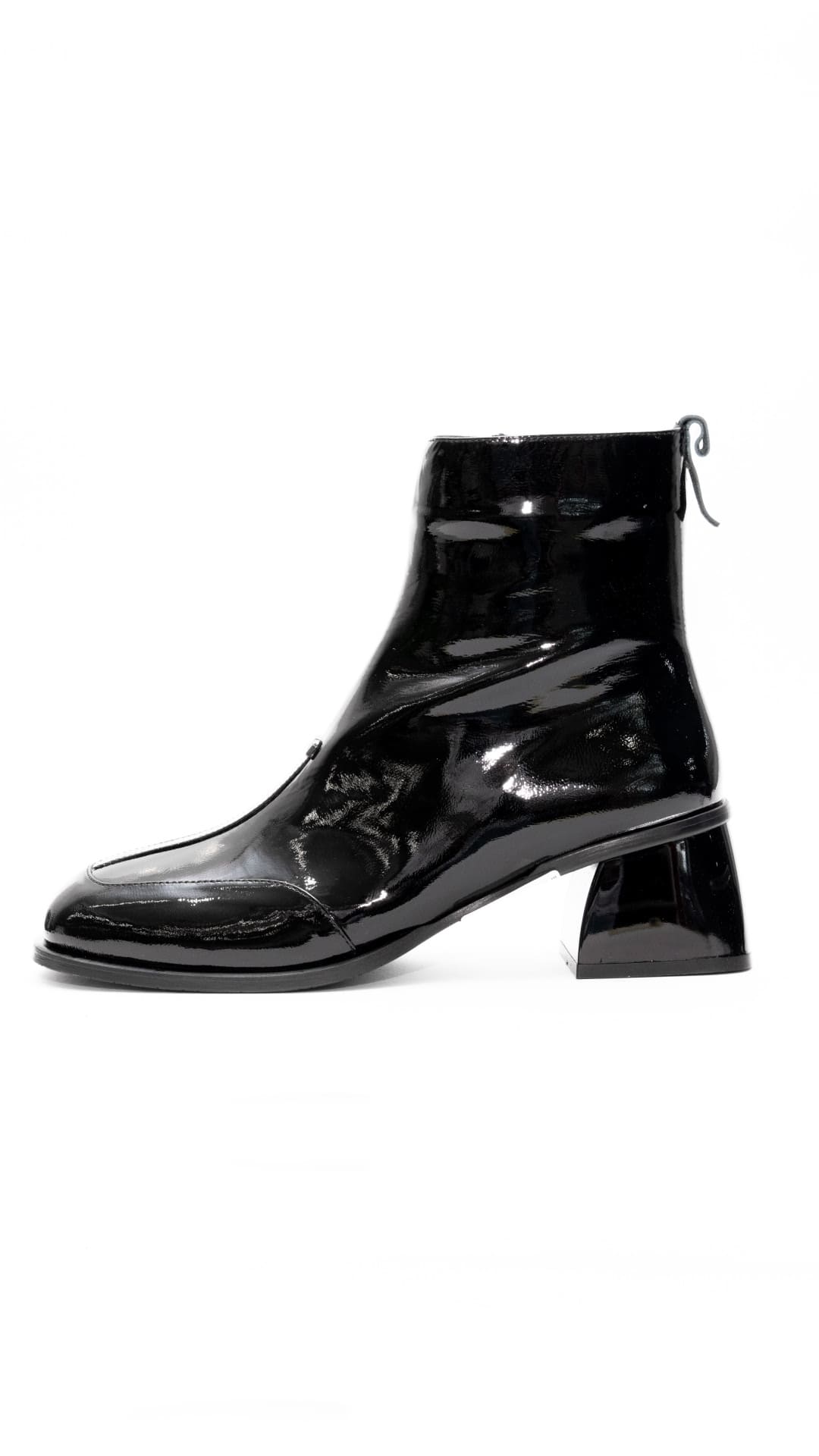Botine din piele lăcuită - imagine 2